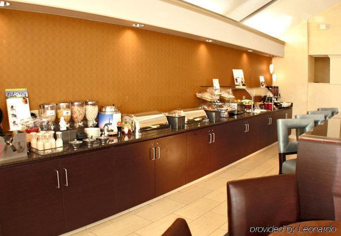 Residence Inn Southington Restoran fotoğraf
